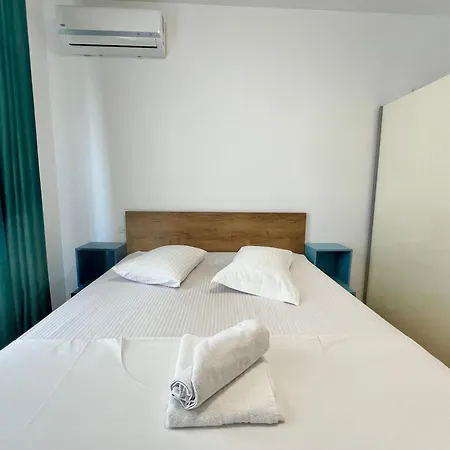 Apartament Aviatorii Modern Escape *